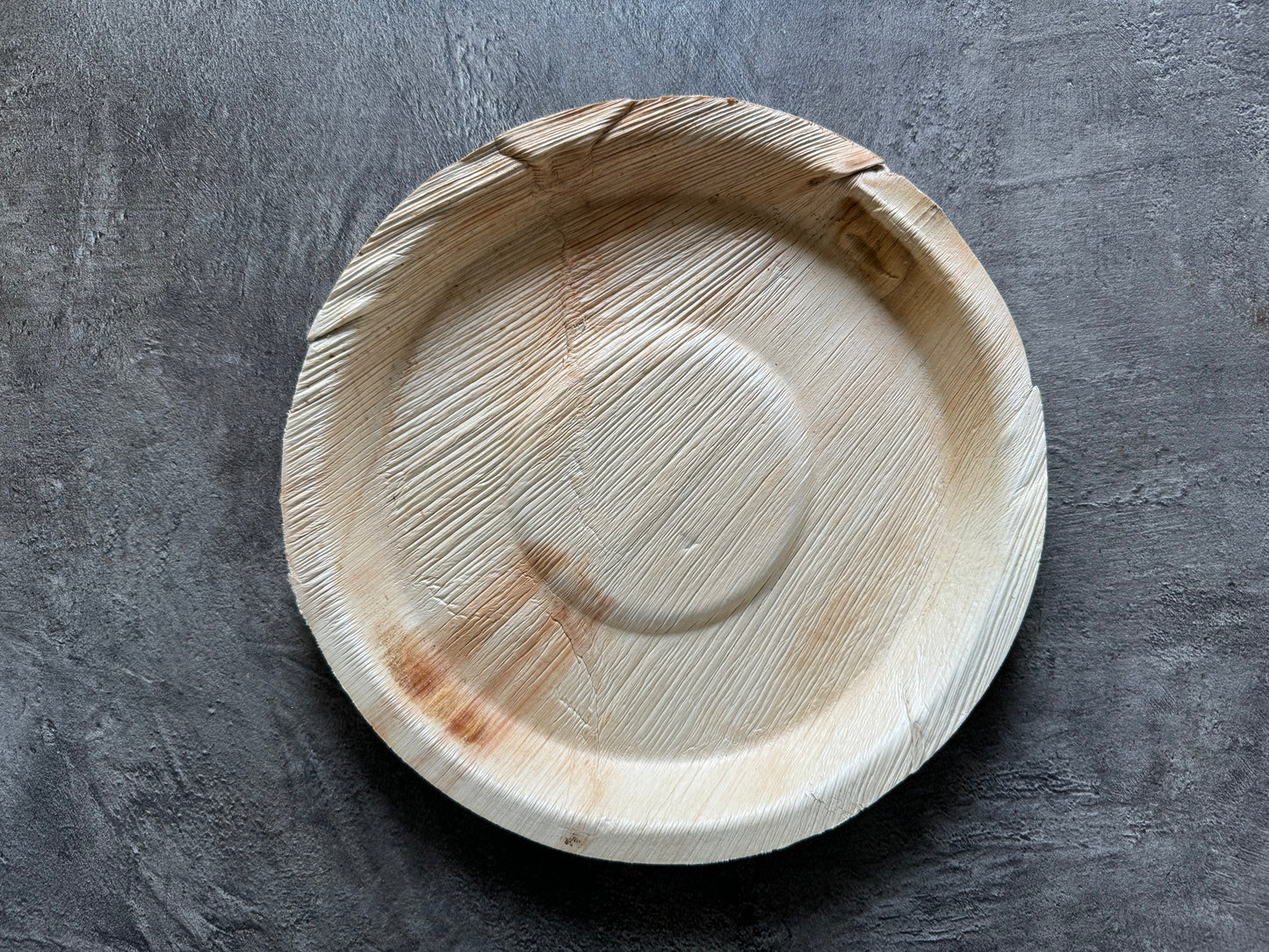 Dhruyu 100% Compostable & Biodegradable Plates | Made from Areca Leaf | Eco-Friendly 8" Round Disposable Plates | Sturdy, Microwave & Oven Safe | Perfect for Meals, Parties, Events | Pack of 25